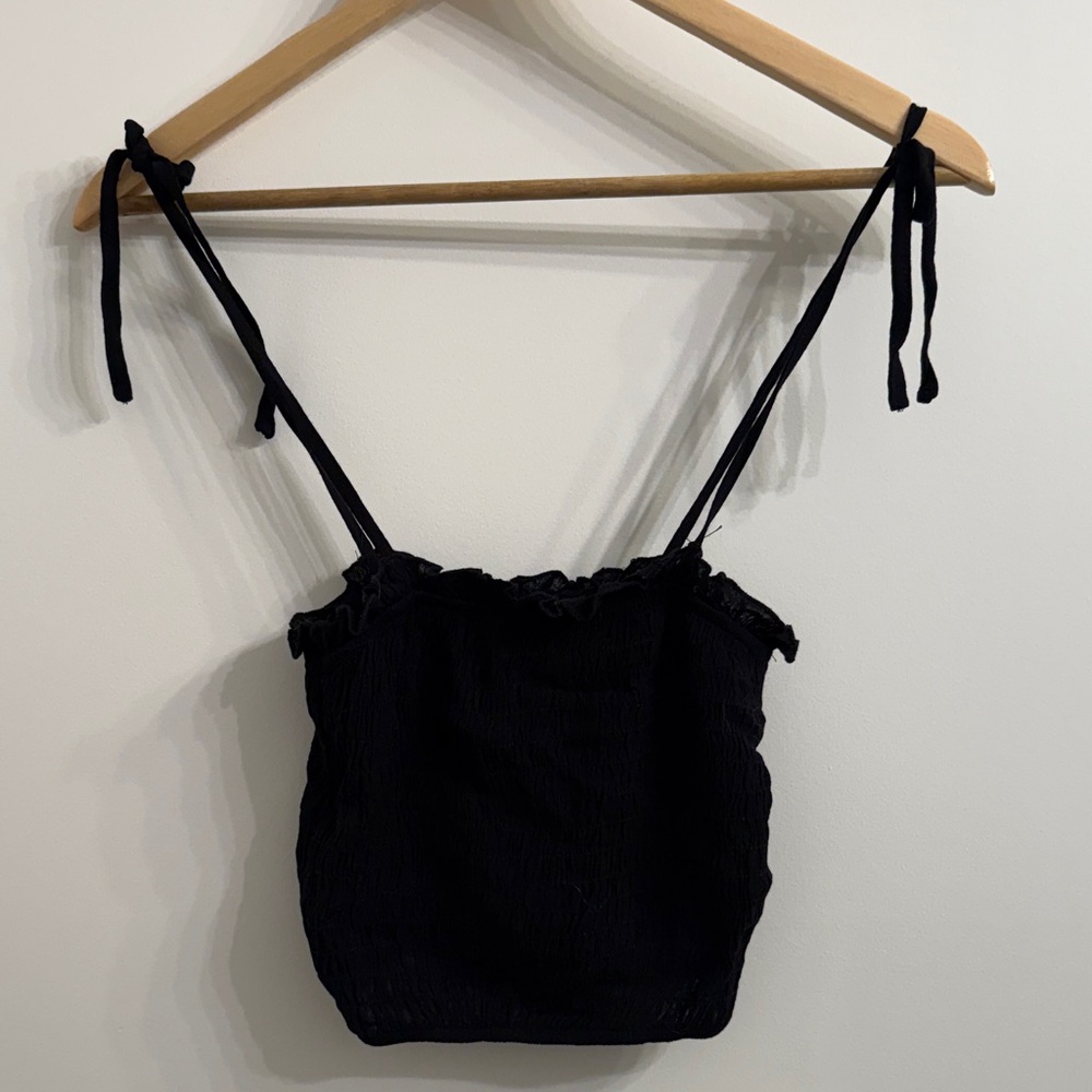 ⭐️NWOT Forever 21 cropped tank top w/ tie straps